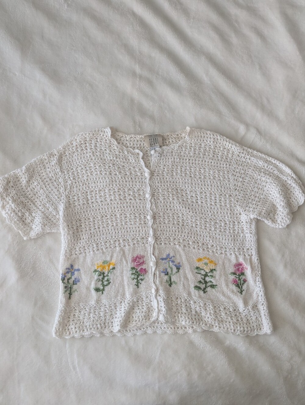 Vintage Teddi Crochet Floral Cardigan Tee